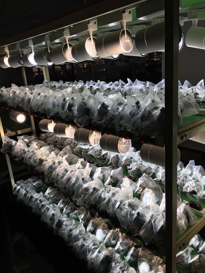 led老化線對運送線工作的發(fā)展理解